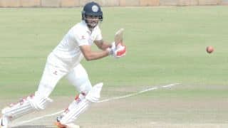रणजी ट्रॉफी 2018-19: कप्‍तान मनीष पांडे सस्‍ते में आउट, कर्नाटक के 9 विकेट पर 208 रन